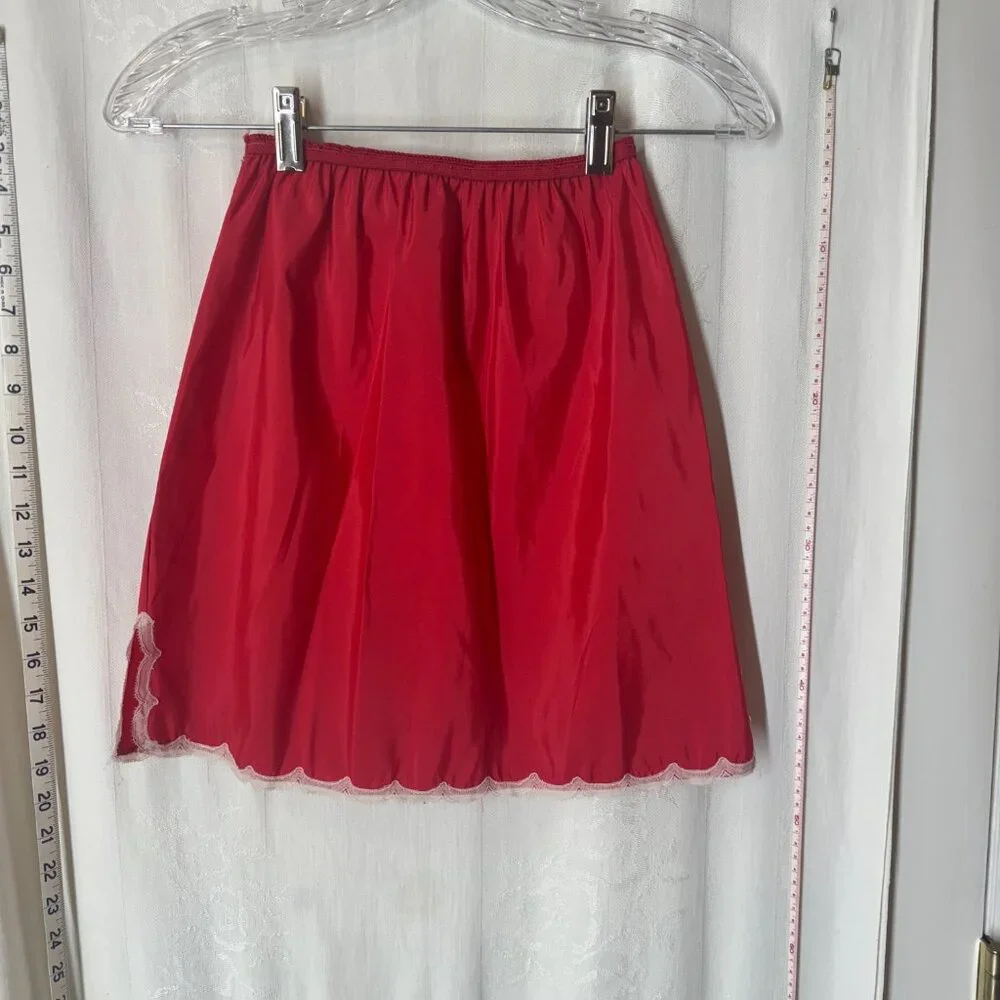 Vintage Red Half Slip - Picture 4 of 7